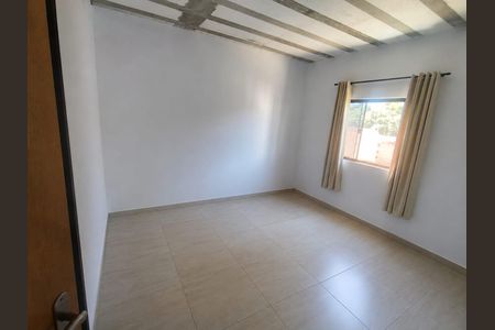 Quarto de casa para alugar com 1 quarto, 60m² em Jardim Keralux, São Paulo
