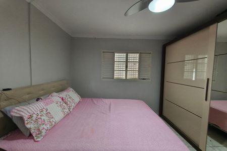 Casa à venda com 120m², 2 quartos e 2 vagasQuarto Suíte
