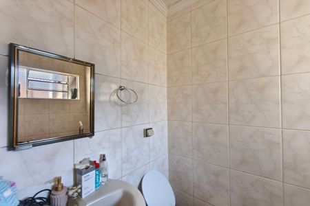 Casa à venda com 120m², 2 quartos e 2 vagasBanheiro Social
