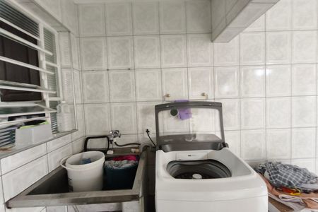 Casa à venda com 120m², 2 quartos e 2 vagasÁrea de Serviço