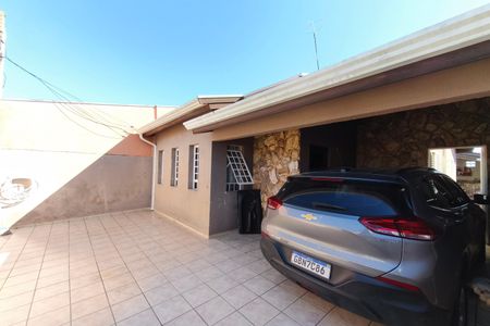 Casa à venda com 120m², 2 quartos e 2 vagasQuintal - Garagem 