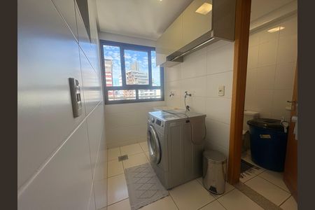 Apartamento à venda com 110m², 3 quartos e 2 vagas Apartamento à venda com 110m², 3 quartos e 2 vagasLavanderia