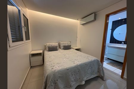 Apartamento à venda com 110m², 3 quartos e 2 vagas Apartamento à venda com 110m², 3 quartos e 2 vagasSuíte 2