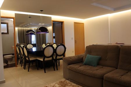 Apartamento à venda com 110m², 3 quartos e 2 vagasDetalhe Sala