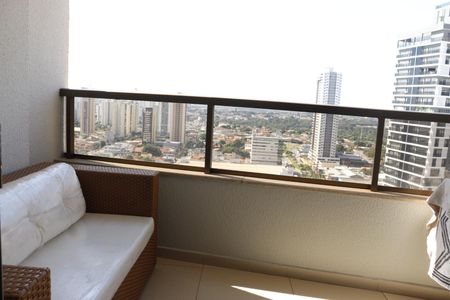 Apartamento à venda com 110m², 3 quartos e 2 vagasVaranda