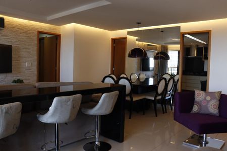 Apartamento à venda com 110m², 3 quartos e 2 vagasDetalhe Sala