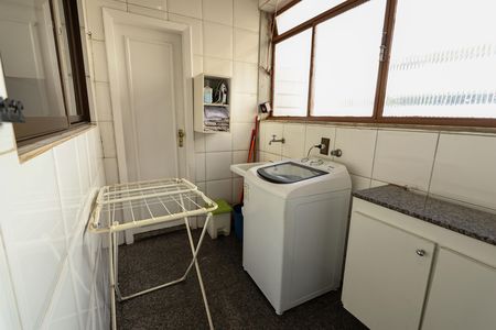 Apartamento à venda com 140m², 4 quartos e 3 vagasÁrea de Serviço