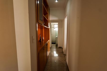 Apartamento à venda com 140m², 4 quartos e 3 vagasCorredor