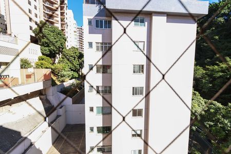 Apartamento à venda com 140m², 4 quartos e 3 vagasVista do Quarto 2