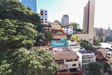 Apartamento à venda com 140m², 4 quartos e 3 vagasVista da Suíte