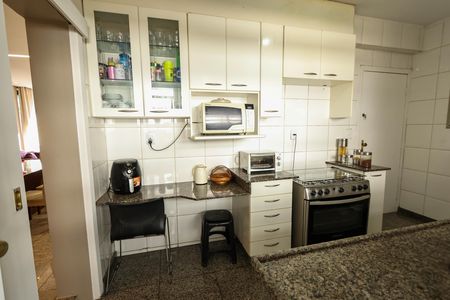 Apartamento à venda com 140m², 4 quartos e 3 vagasCozinha