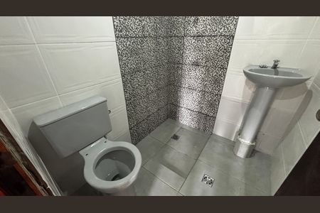 Casa para alugar com 125m², 2 quartos e sem vaga Casa para alugar com 125m², 2 quartos e sem vagaBanheiro