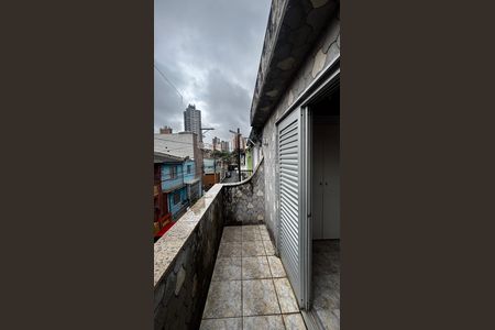Casa para alugar com 125m², 2 quartos e sem vaga Casa para alugar com 125m², 2 quartos e sem vagaQuarto 1 Varanda