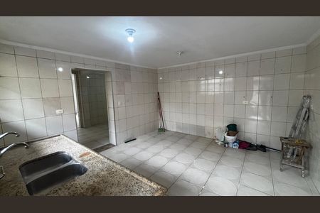 Casa para alugar com 125m², 2 quartos e sem vaga Casa para alugar com 125m², 2 quartos e sem vagaCozinha