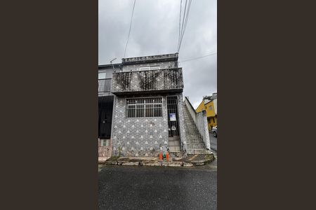 Casa para alugar com 125m², 2 quartos e sem vaga Casa para alugar com 125m², 2 quartos e sem vagaFachada