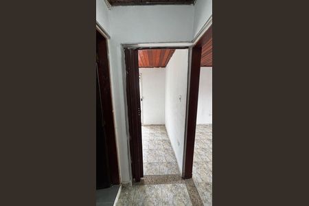 Casa para alugar com 125m², 2 quartos e sem vaga Casa para alugar com 125m², 2 quartos e sem vagaCorredor