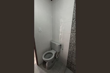 Casa para alugar com 125m², 2 quartos e sem vaga Casa para alugar com 125m², 2 quartos e sem vagaBanheiro