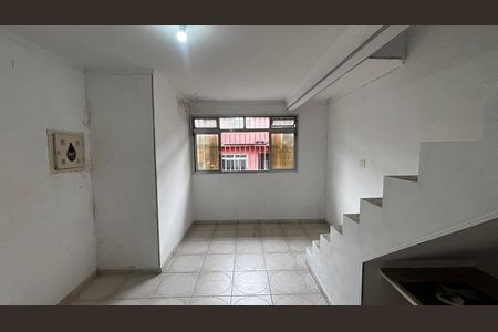 Sala de casa para alugar com 2 quartos, 125m² em Vila Sao Pedro, Santo André