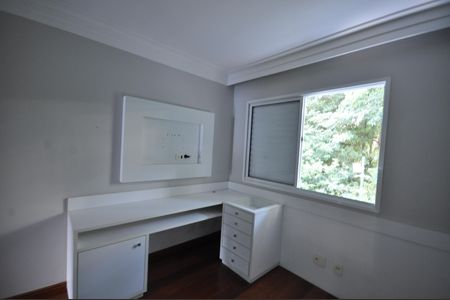 Casa de condomínio à venda com 240m², 3 quartos e 3 vagasQuarto 3