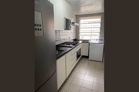Cozinha de apartamento para alugar com 2 quartos, 52m² em Sarandi, Porto Alegre