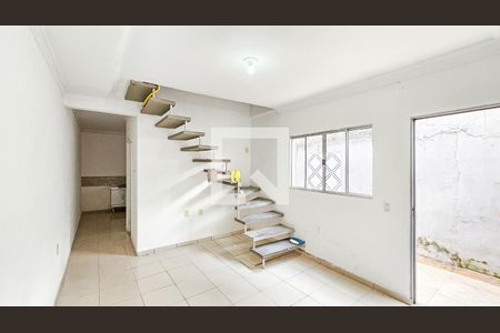 Casa à venda com 4 quartos, 125m² em Rochdale, Osasco