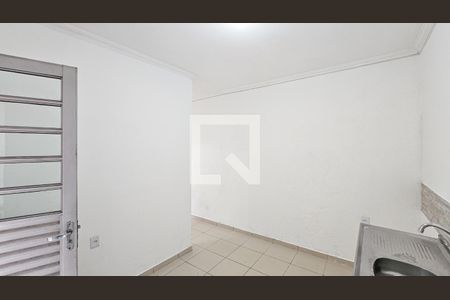 Casa à venda com 125m², 4 quartos e sem vaga Casa à venda com 125m², 4 quartos e sem vagaCozinha