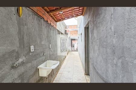 Área de serviço de casa à venda com 4 quartos, 125m² em Rochdale, Osasco
