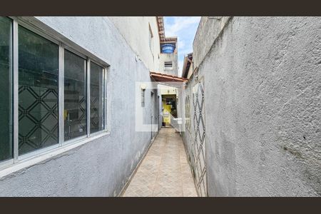 Correodor de casa à venda com 4 quartos, 125m² em Rochdale, Osasco