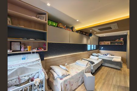 Apartamento para alugar com 160m², 4 quartos e 2 vagas