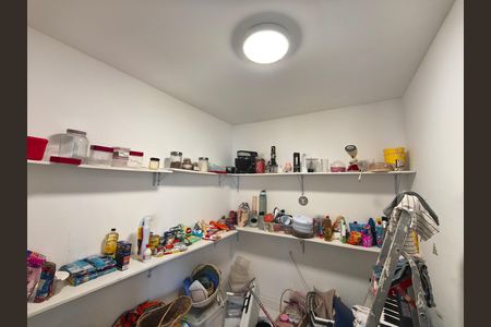 Apartamento para alugar com 160m², 4 quartos e 2 vagas