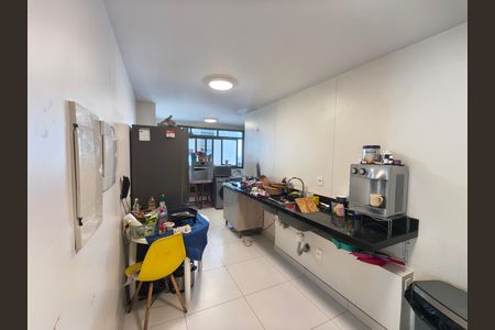 Apartamento para alugar com 160m², 4 quartos e 2 vagas
