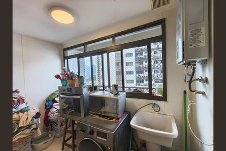 Apartamento para alugar com 160m², 4 quartos e 2 vagas