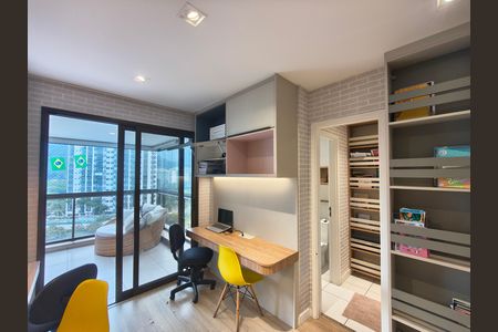 Apartamento para alugar com 160m², 4 quartos e 2 vagas