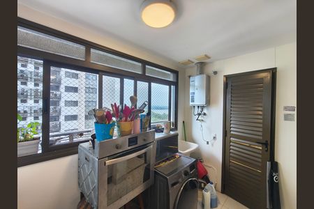 Apartamento para alugar com 160m², 4 quartos e 2 vagas