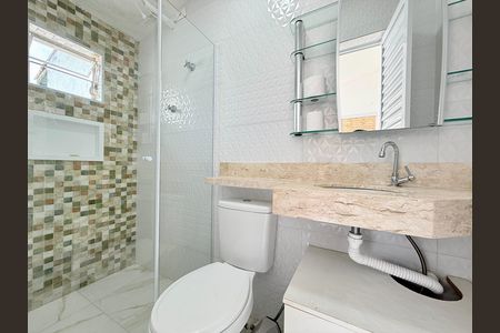 Casa para alugar com 160m², 4 quartos e 2 vagasBanheiro Social 