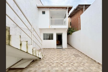 Casa para alugar com 160m², 4 quartos e 2 vagasQuintal 