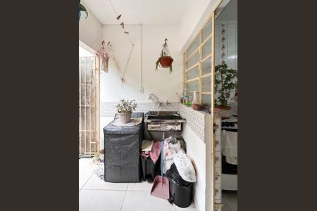 Casa à venda com 80m², 2 quartos e 1 vaga Casa à venda com 80m², 2 quartos e 1 vagaÁrea de Serviço