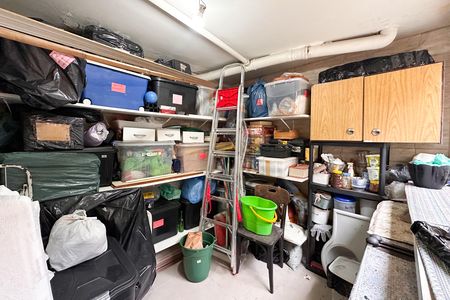 Casa à venda com 80m², 2 quartos e 1 vaga Casa à venda com 80m², 2 quartos e 1 vagaQuarto de Serviço