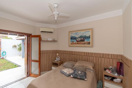Casa à venda com 154m², 3 quartos e 4 vagasSuite 