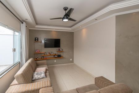 Casa à venda com 154m², 3 quartos e 4 vagasSala de Estar