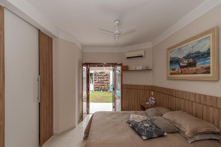 Casa à venda com 154m², 3 quartos e 4 vagasSuite 