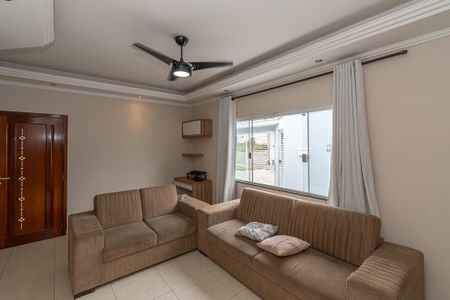 Sala de Estar de casa à venda com 3 quartos, 154m² em Parque Manoel de Vasconcelos, Sumaré