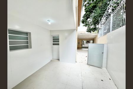 Casa para alugar com 117m², 4 quartos e 2 vagas Casa para alugar com 117m², 4 quartos e 2 vagasÁrea de Serviço