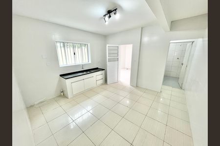 Casa para alugar com 117m², 4 quartos e 2 vagas Casa para alugar com 117m², 4 quartos e 2 vagasCozinha