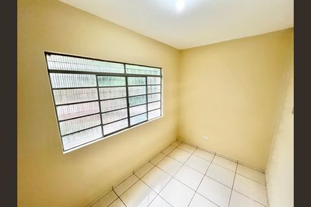 Casa para alugar com 117m², 4 quartos e 2 vagas Casa para alugar com 117m², 4 quartos e 2 vagasQuarto 1