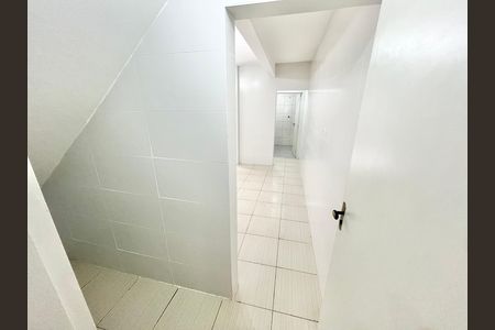 Casa para alugar com 117m², 4 quartos e 2 vagas Casa para alugar com 117m², 4 quartos e 2 vagasCorredor