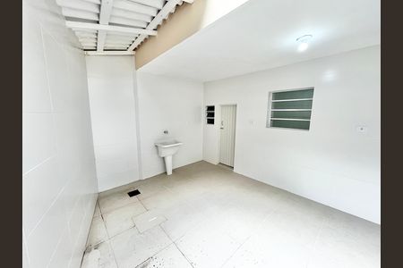 Casa para alugar com 117m², 4 quartos e 2 vagas Casa para alugar com 117m², 4 quartos e 2 vagasÁrea de Serviço