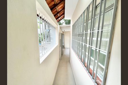 Casa para alugar com 117m², 4 quartos e 2 vagas Casa para alugar com 117m², 4 quartos e 2 vagasCorredor