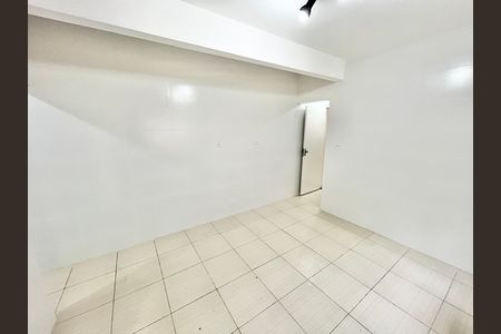 Casa para alugar com 117m², 4 quartos e 2 vagas Casa para alugar com 117m², 4 quartos e 2 vagasCozinha