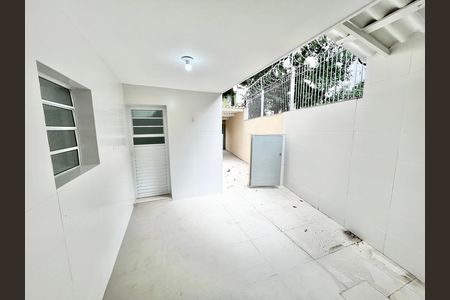Casa para alugar com 117m², 4 quartos e 2 vagas Casa para alugar com 117m², 4 quartos e 2 vagasÁrea de Serviço